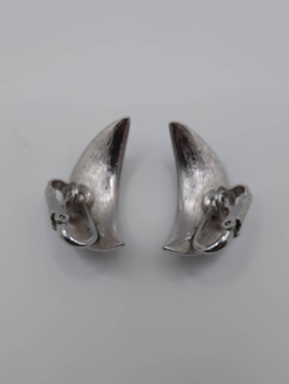 Crown Trifari Brushed Silver Tone Half Moon Clip On Earrings - Picture 4 of 5